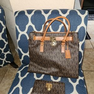 Michael Kors Purse & Wallet